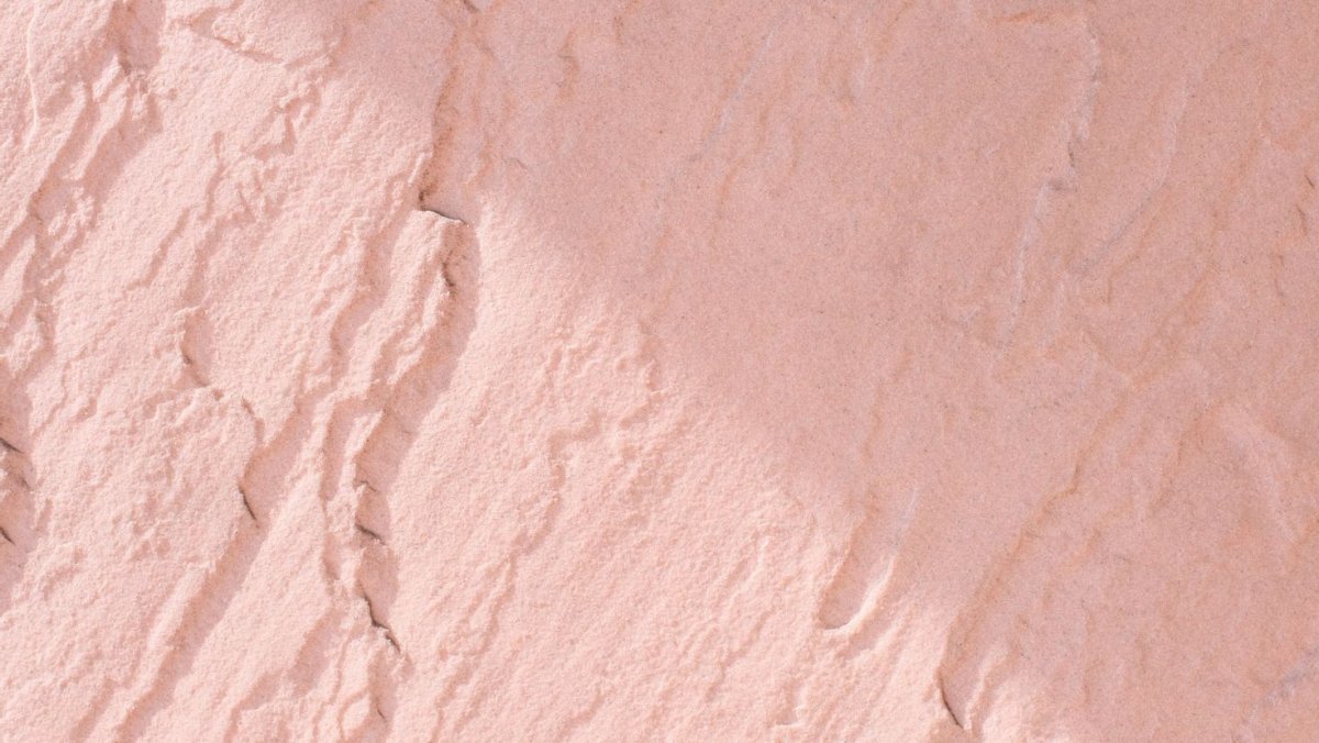 Бело розовый мрамор