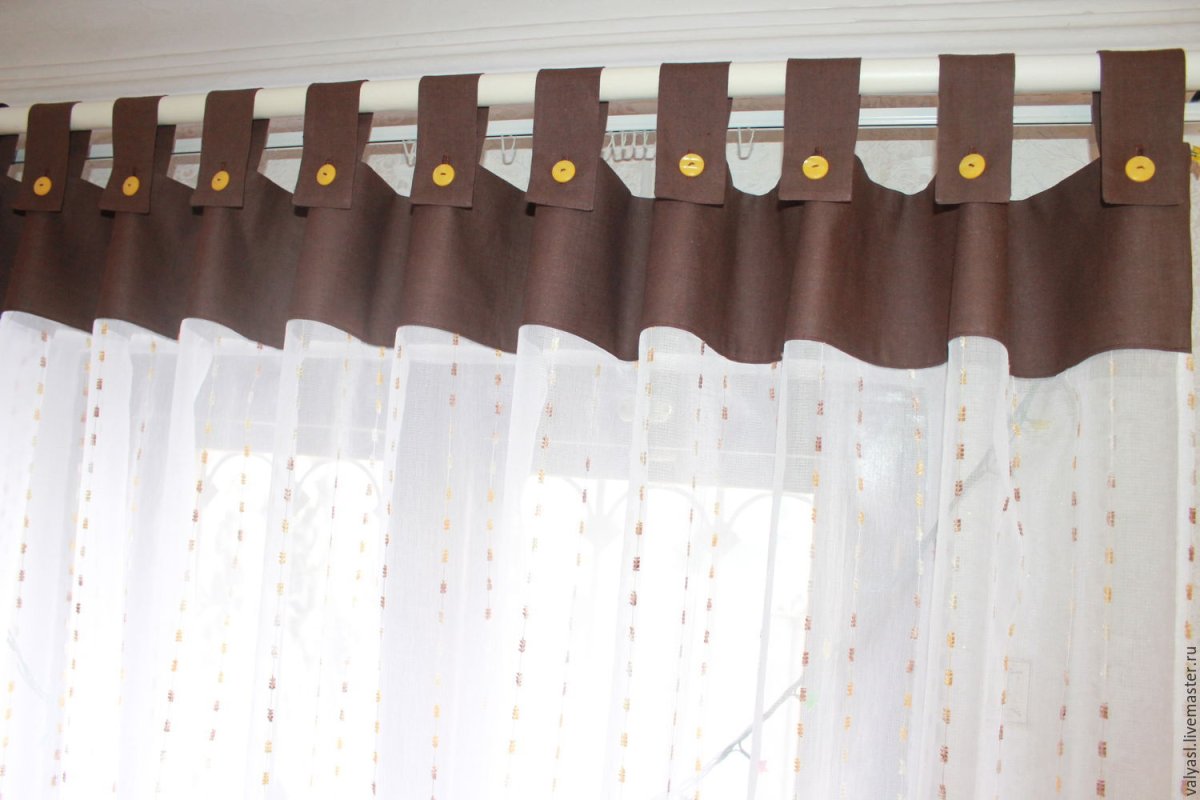 Занавески на петлях с пуговицами