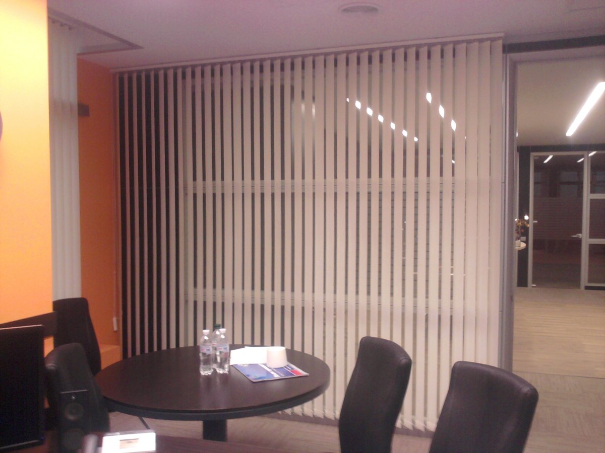 Деревянная перегородка для зонирования икеа