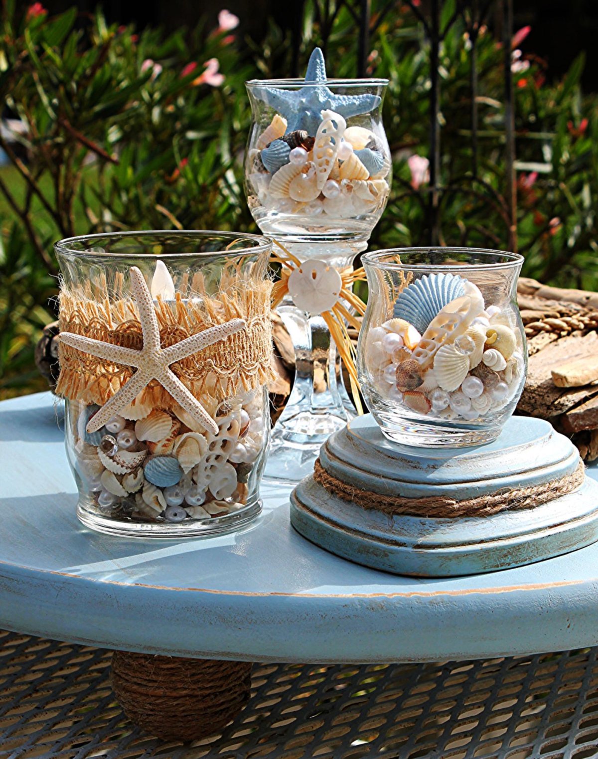 Декор вазы ракушками