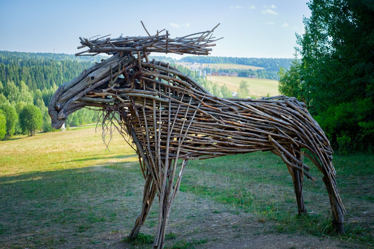 Беседка из ивовых веток