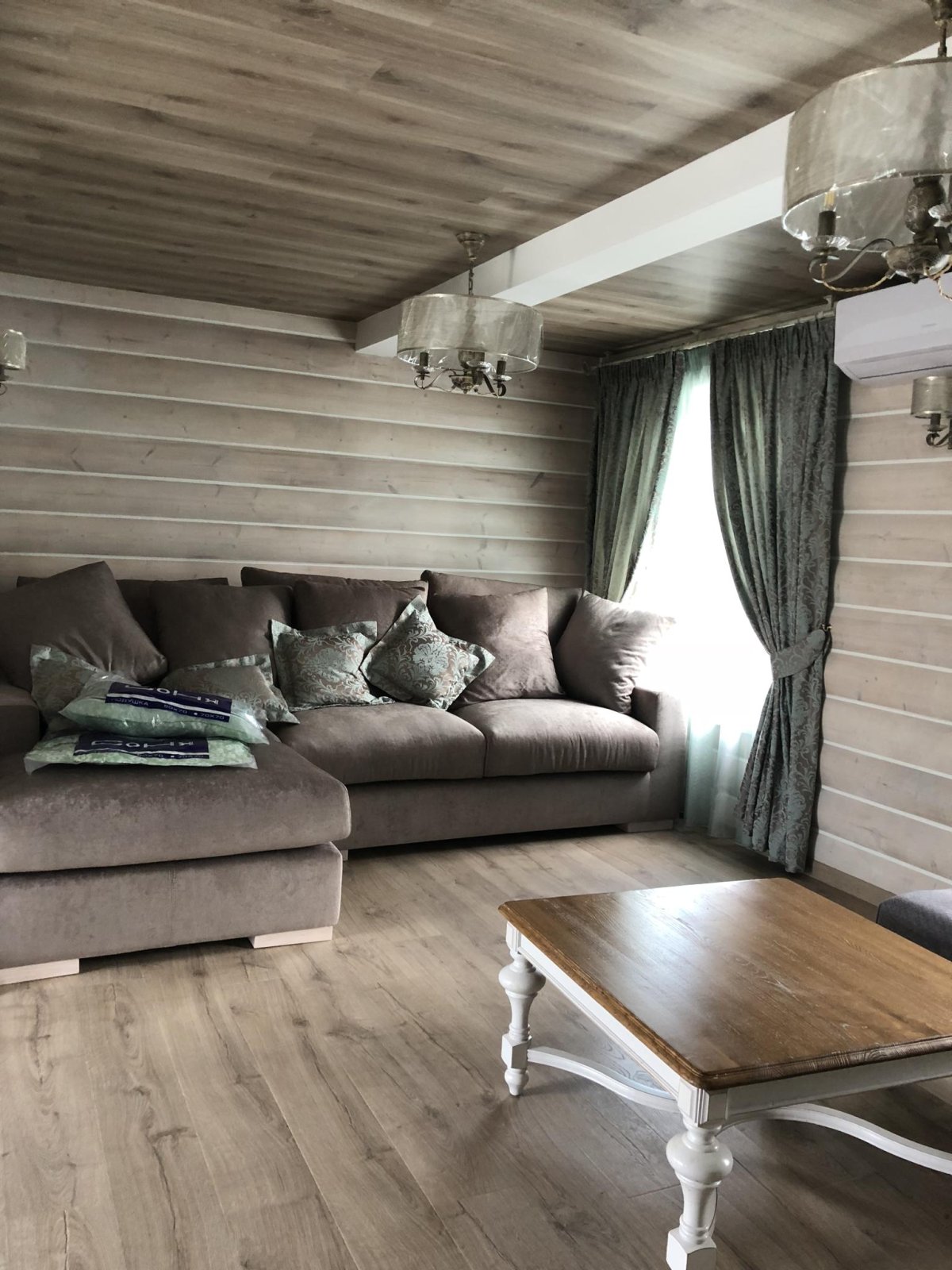 Интерьер деревянного дома