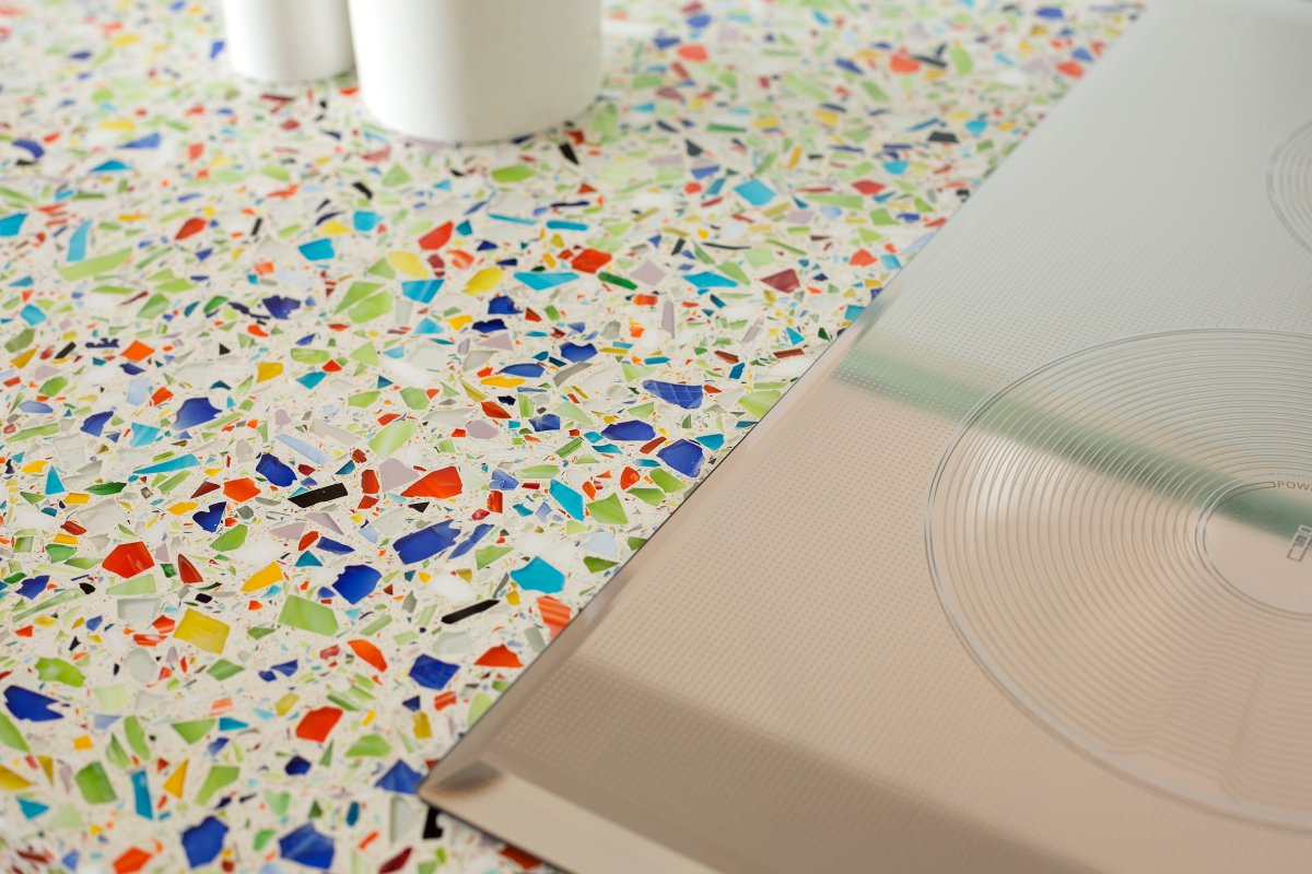 Санузел с плиткой терраццо