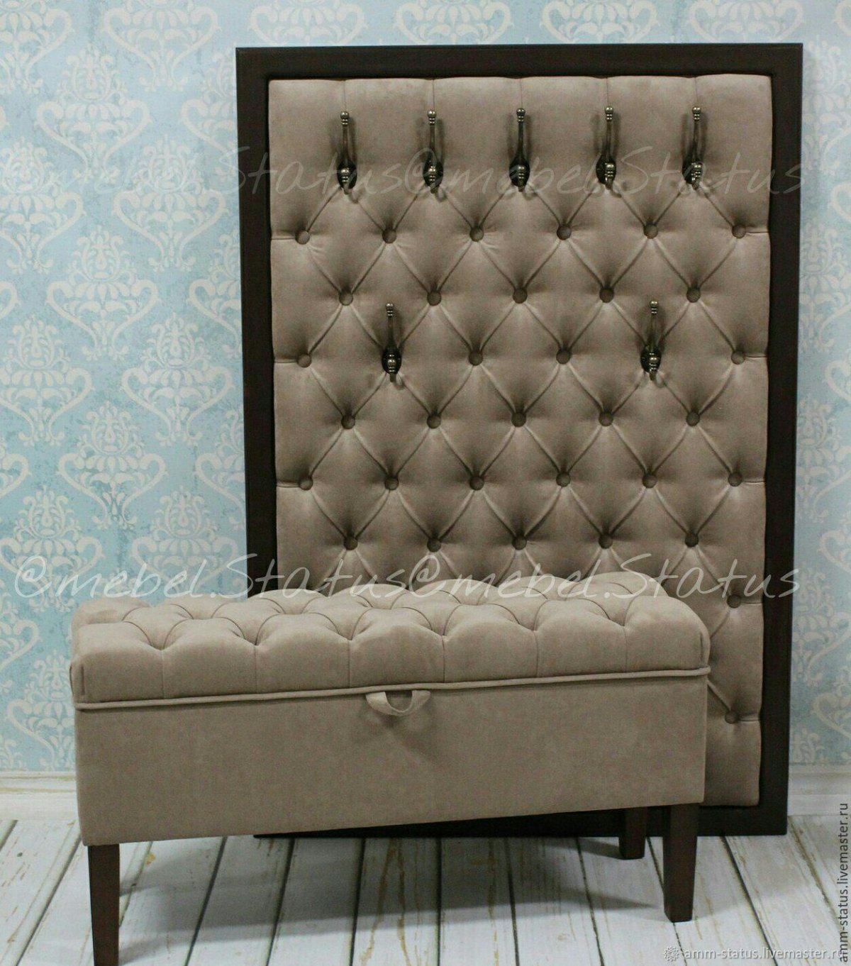 Мебель для прихожей в классическом стиле