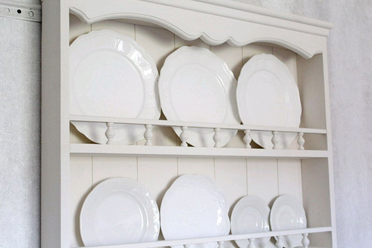 Полка для тарелок в стиле Прованс