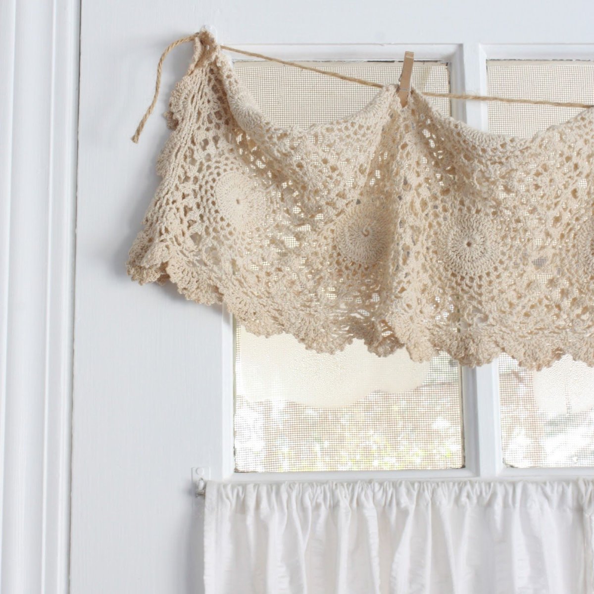 Шторы с вязаным кружевом