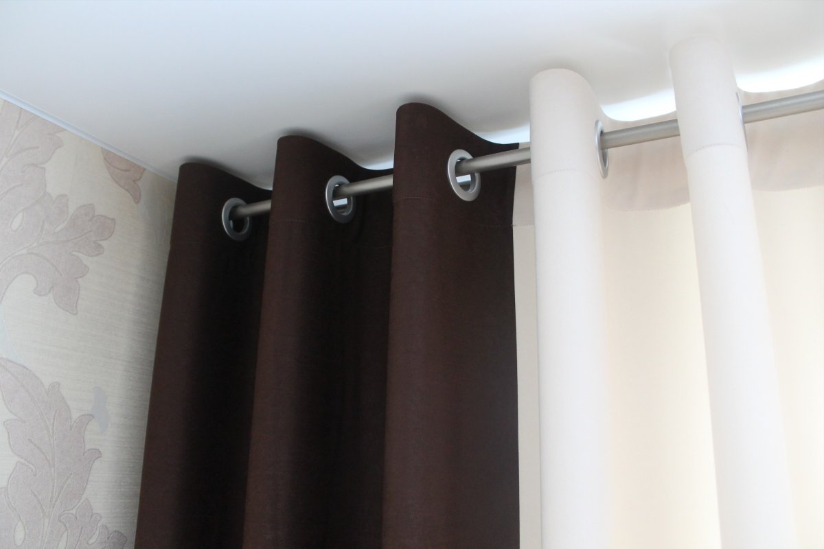 Шторы с круглыми отверстиями для карниза