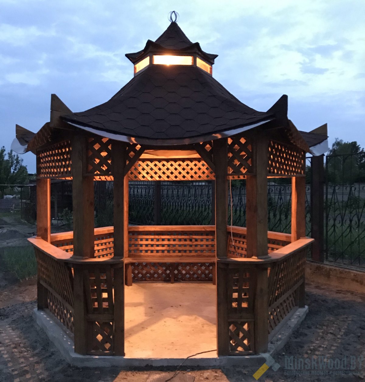 Беседка кандакори