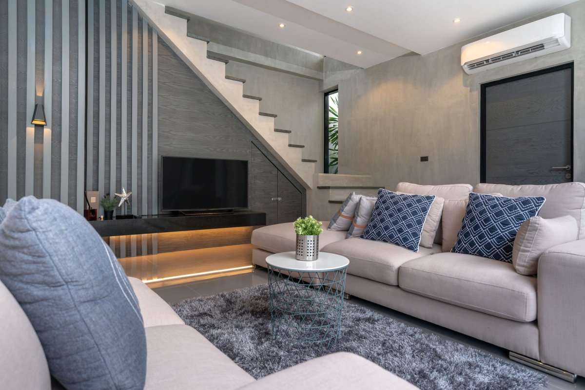 Темная стена