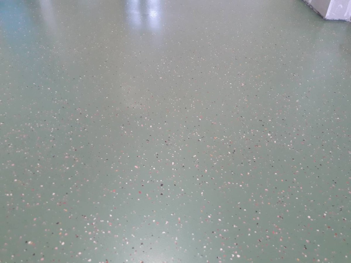 Наливной пол сапфир