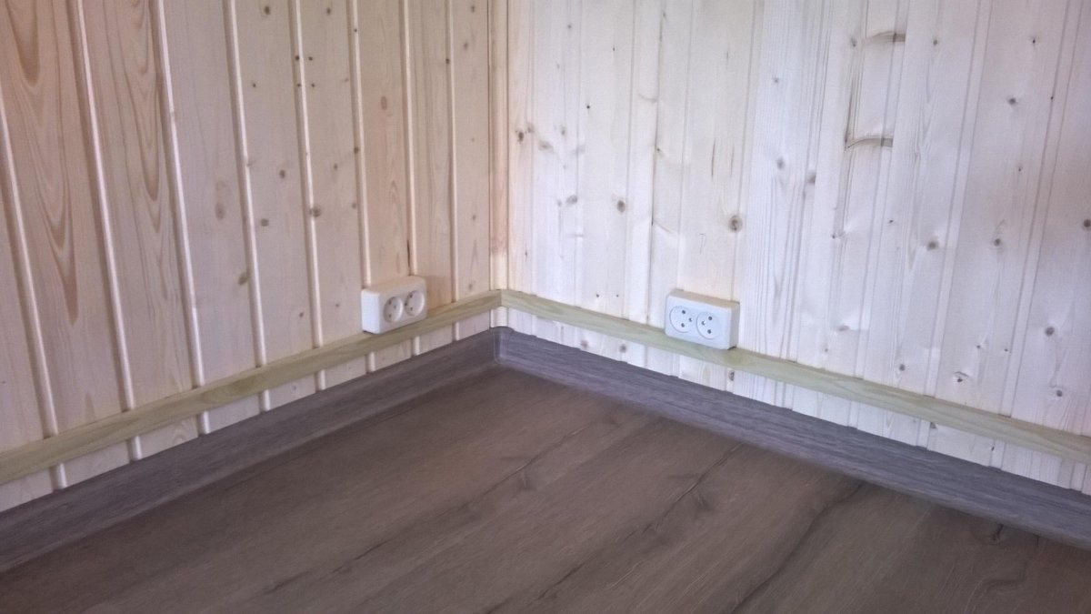 Плинтуса из МДФ Версаче