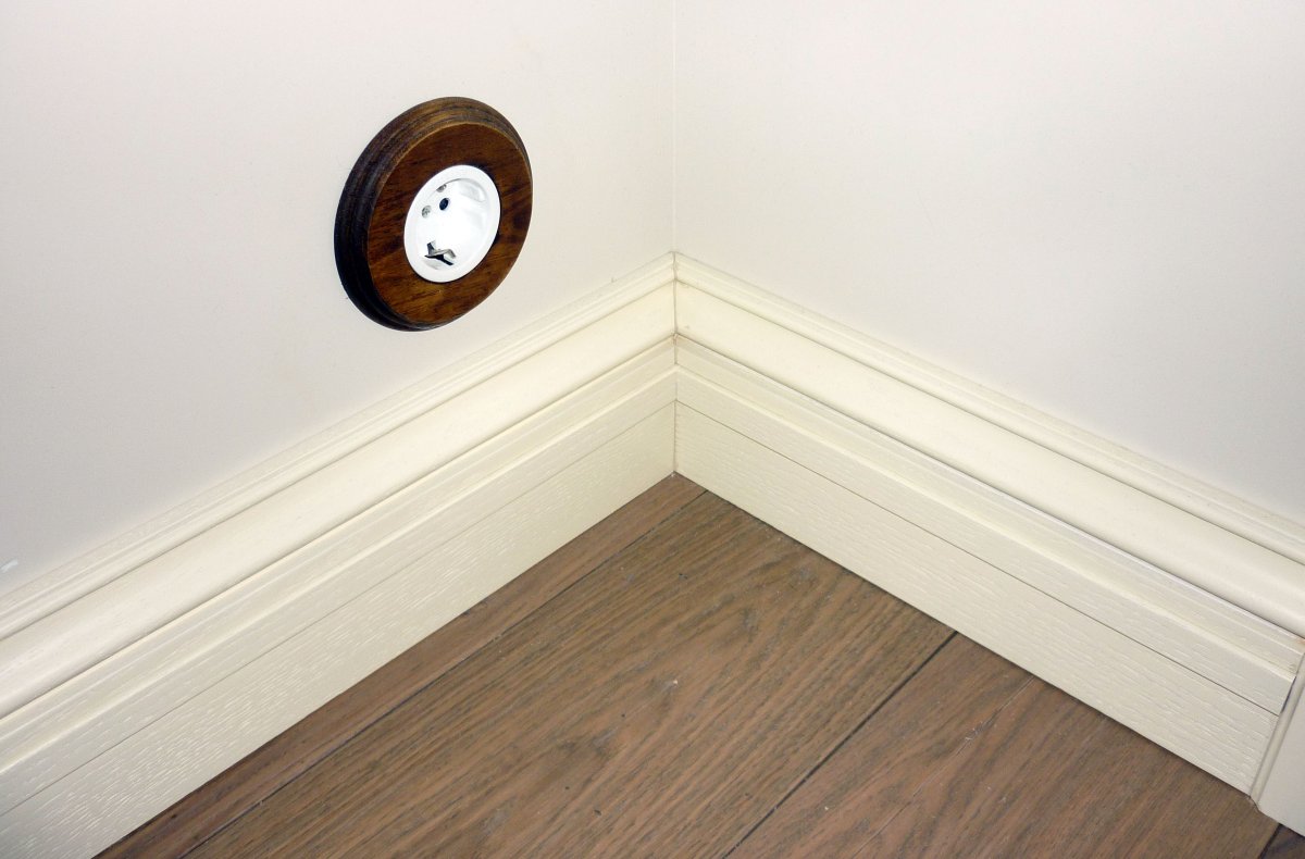 Плинтус Дворцовый