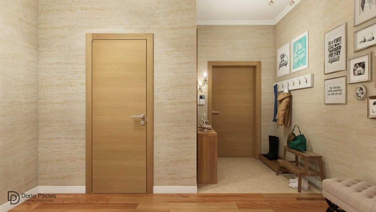 Светлый ламинат на стене в прихожей