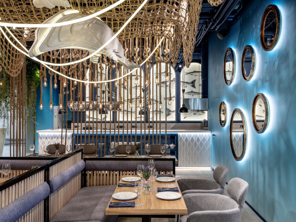 Интерьер ресторана в морском стиле