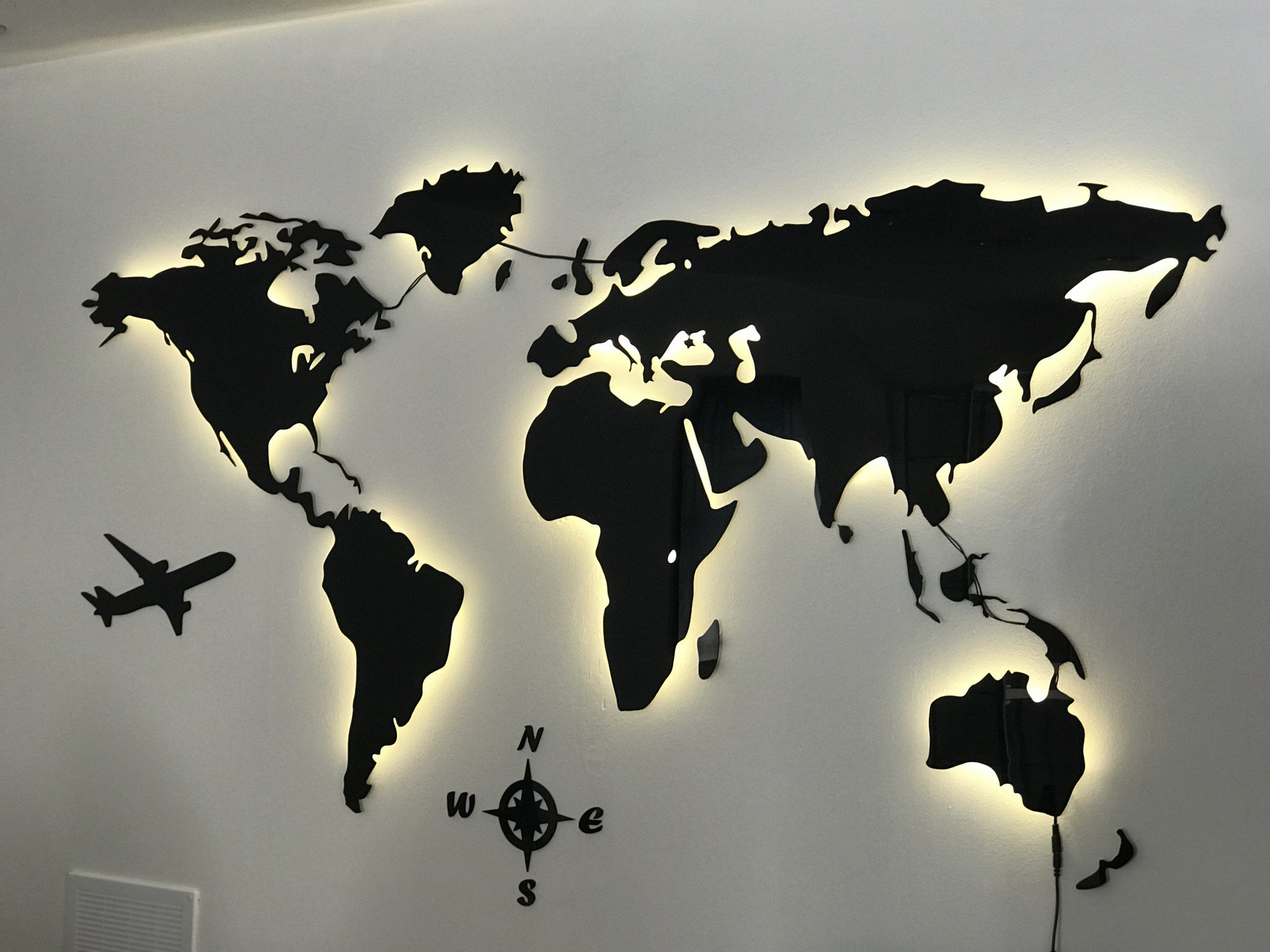 Карта мира выпуклая на стену