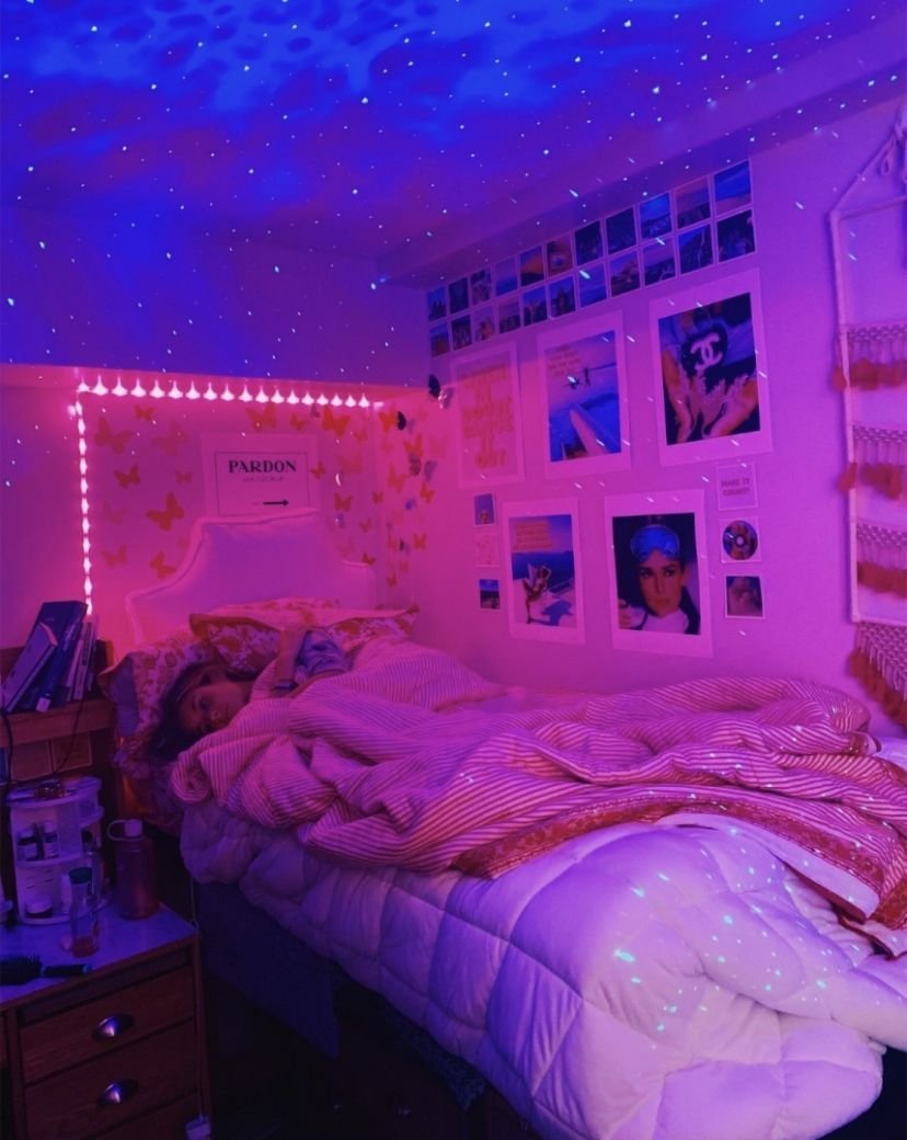 Комната в фиолетовом стиле