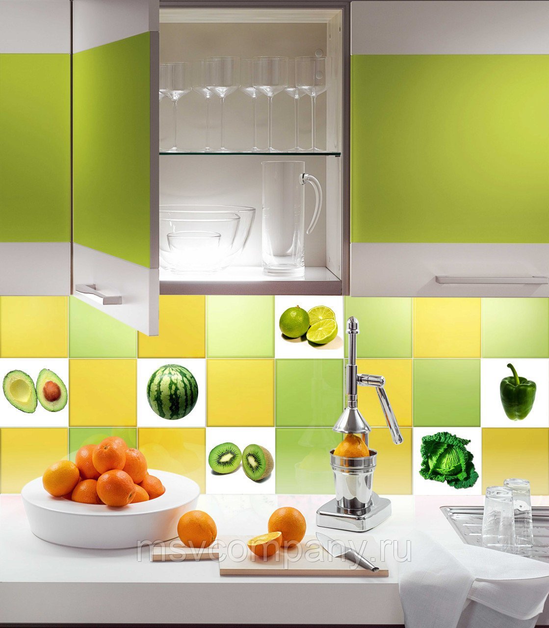 Зеленая плитка на кухне