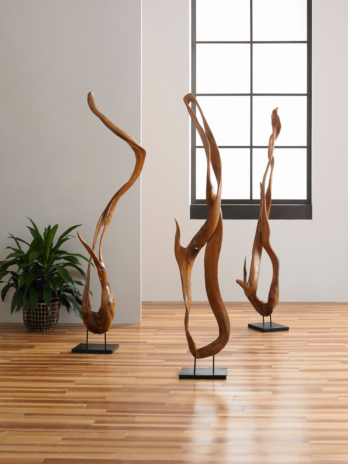 статуэтки для интерьера из дерева