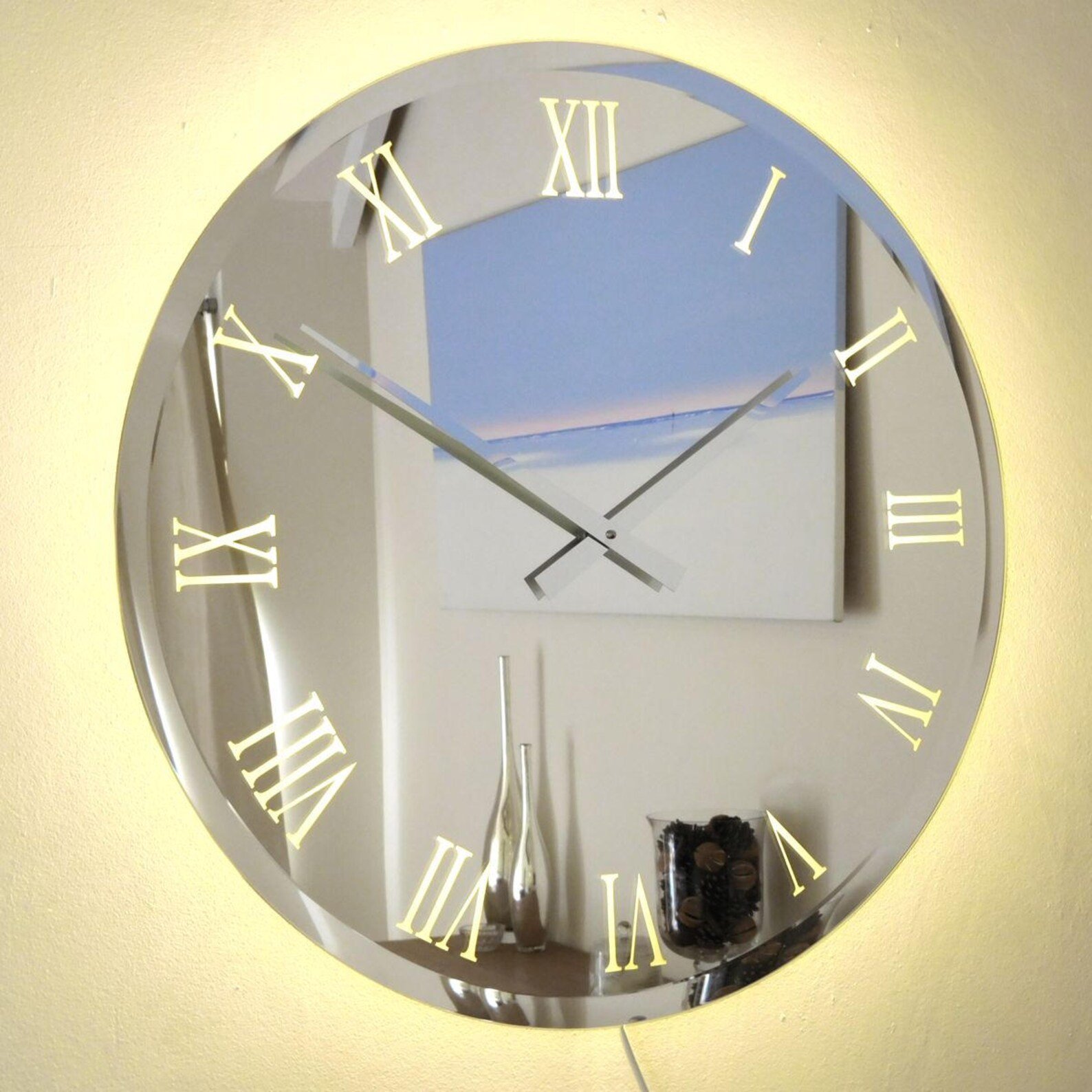 Часы и зеркало тест. Часы зеркальные «Энтони» (Сильвер). Roco verre Bevelled настенные часы. Часы из зеркала. Часы зеркальные настенные с подсветкой.