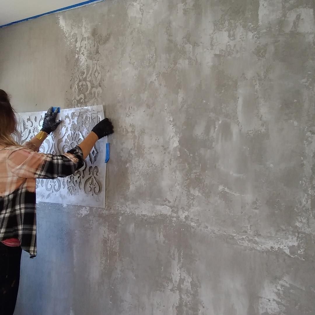 Можно бетонная штукатурка. Штукатурка стен. Окрашивание оштукатуренных стен. Декоративное окрашивание стен. Декоративная штукатурка для стен в квартире.