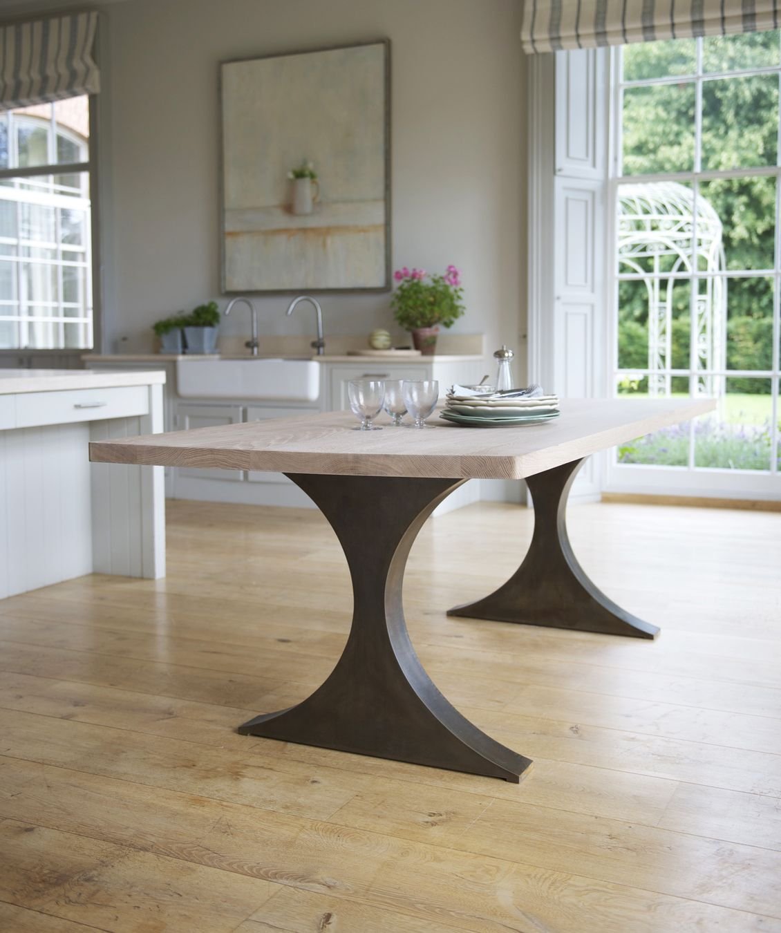 стол на кухню большой из дерева