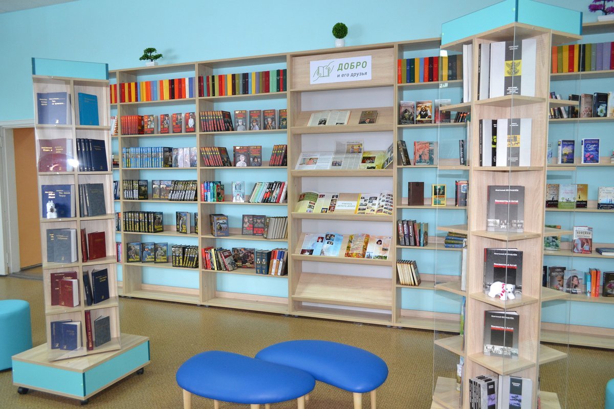 Современная мебель для детской библиотеки