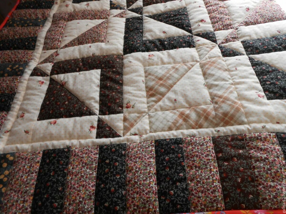 лоскутное шитье покрывало на диван из квадратов