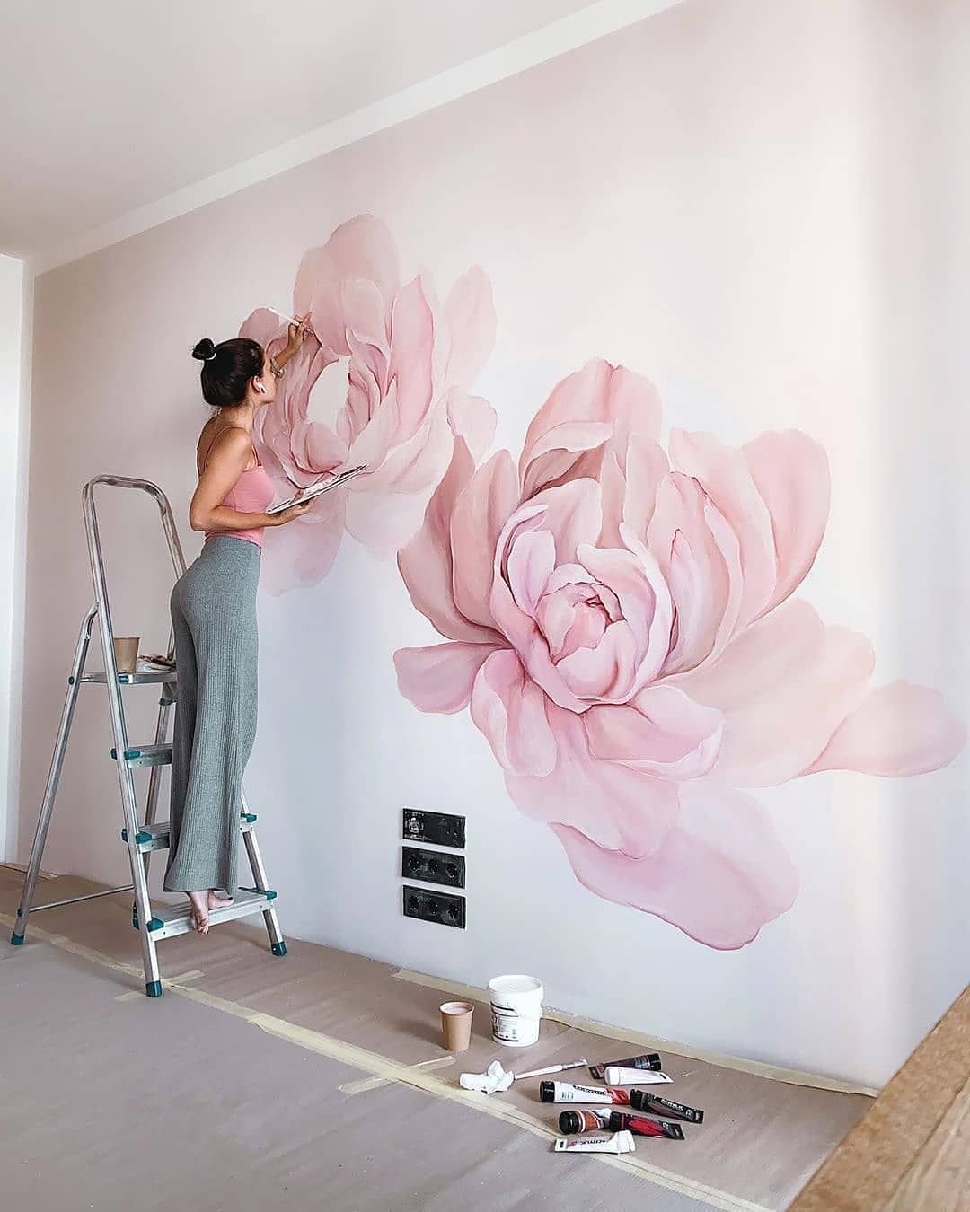 Декор к стене для цветов (71 фото)