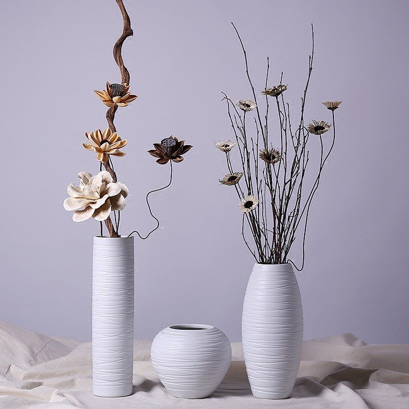 Стеклянные вазы для цветов