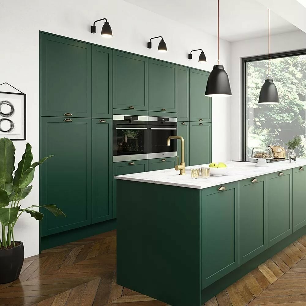 Темно зеленый кухонный гарнитур