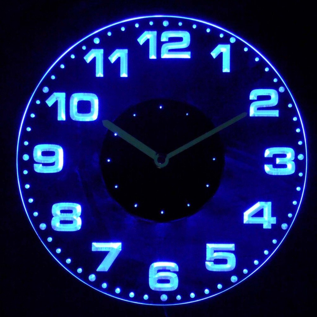 Неоновые часов. Часы настенные с подсветкой циферблата. Светящиеся часы на стену. Часы светящиеся в темноте. Часы со светящимся циферблатом настенные.