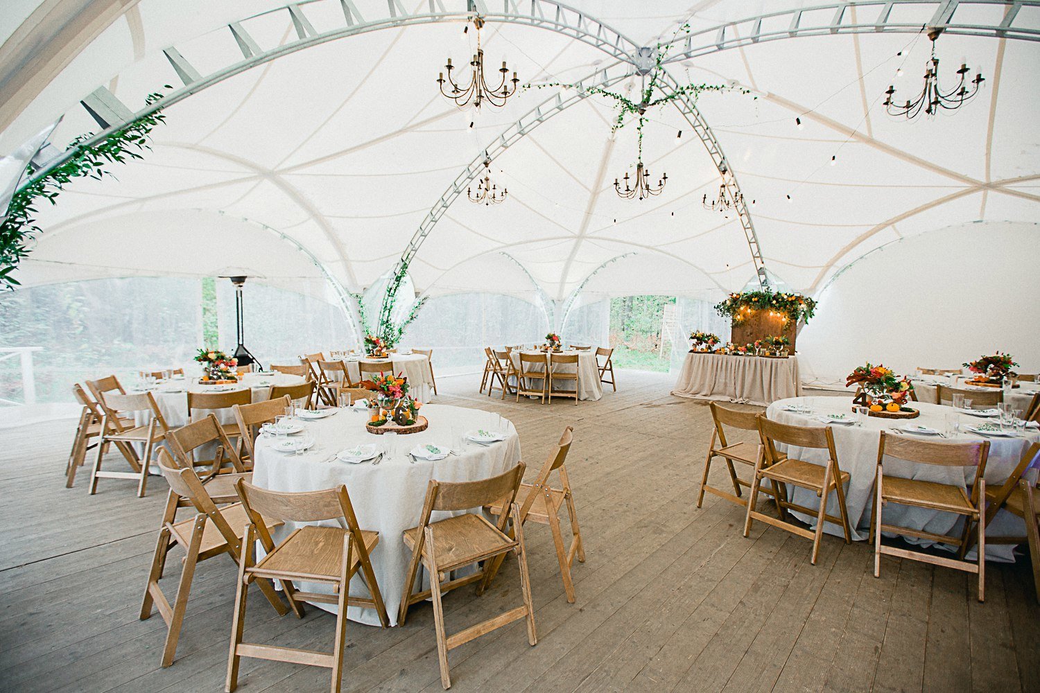Декор шатра на свадьбу