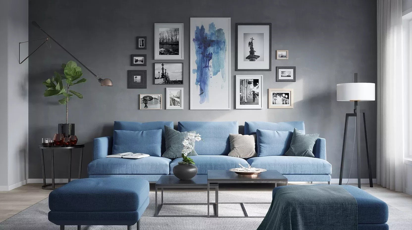 Комната с голубым диваном