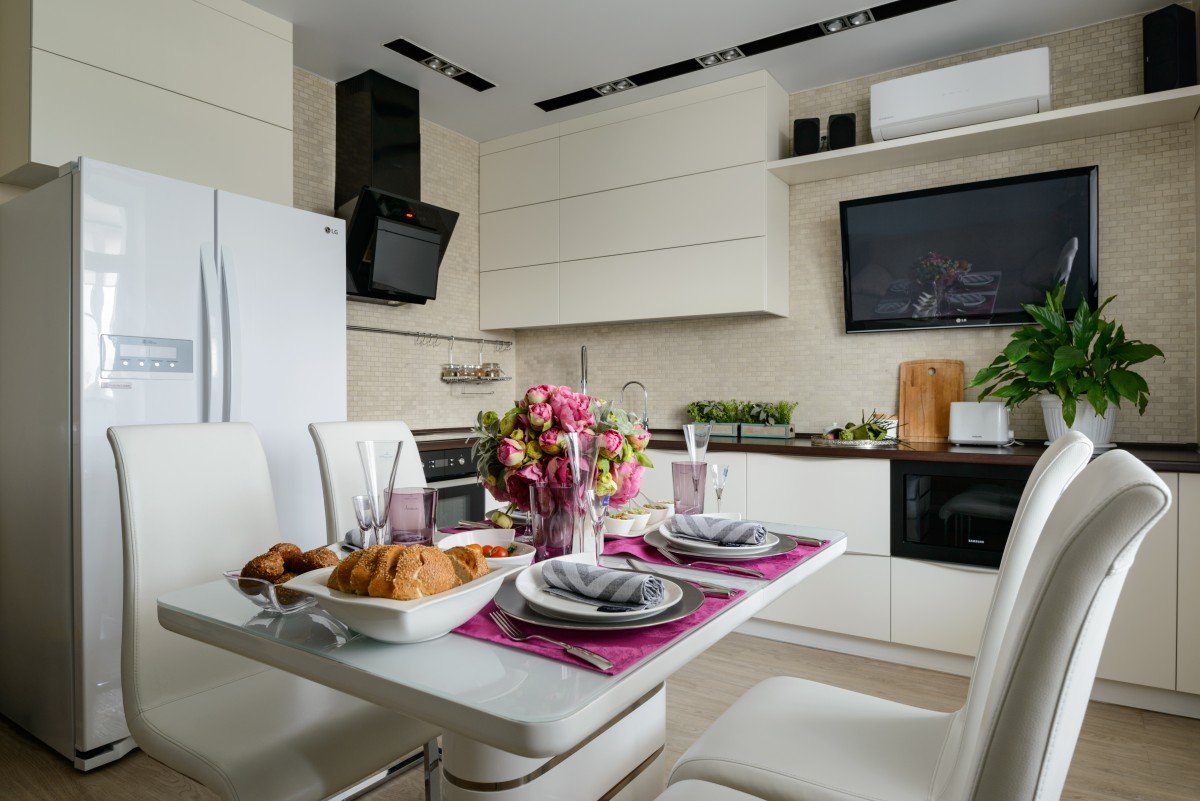 Кухонный гарнитур с телевизором дизайн (57 фото)