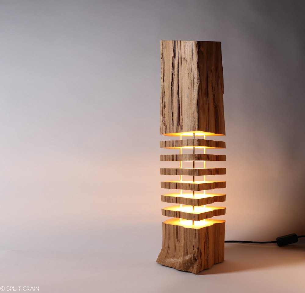 Светильник из деревянных реек: 65 фото