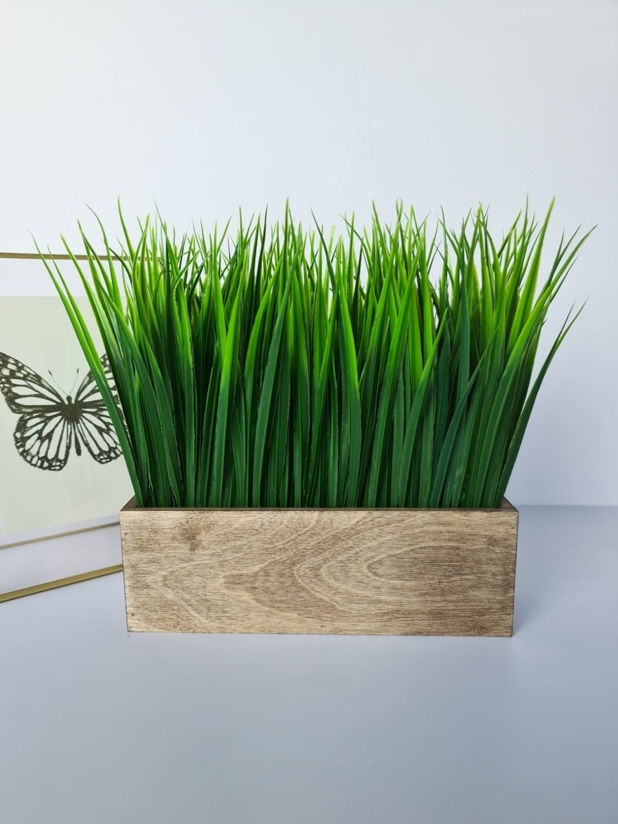 трава искусственная декоративная для интерьера в горшке