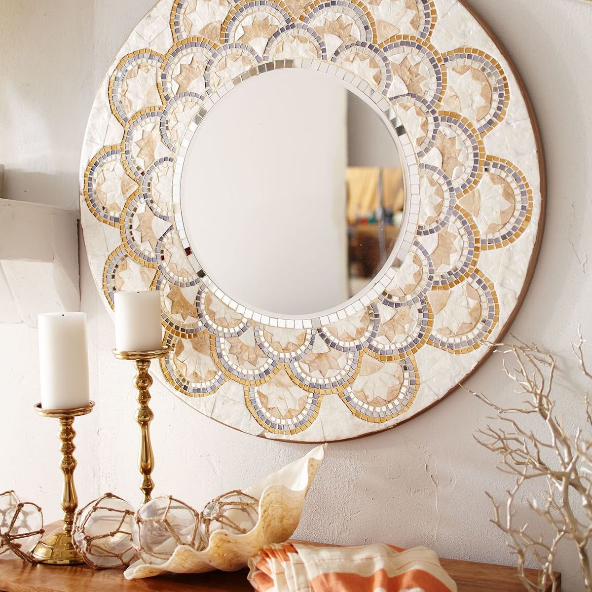 Зеркальца, оплетенные бисером (9 фото)