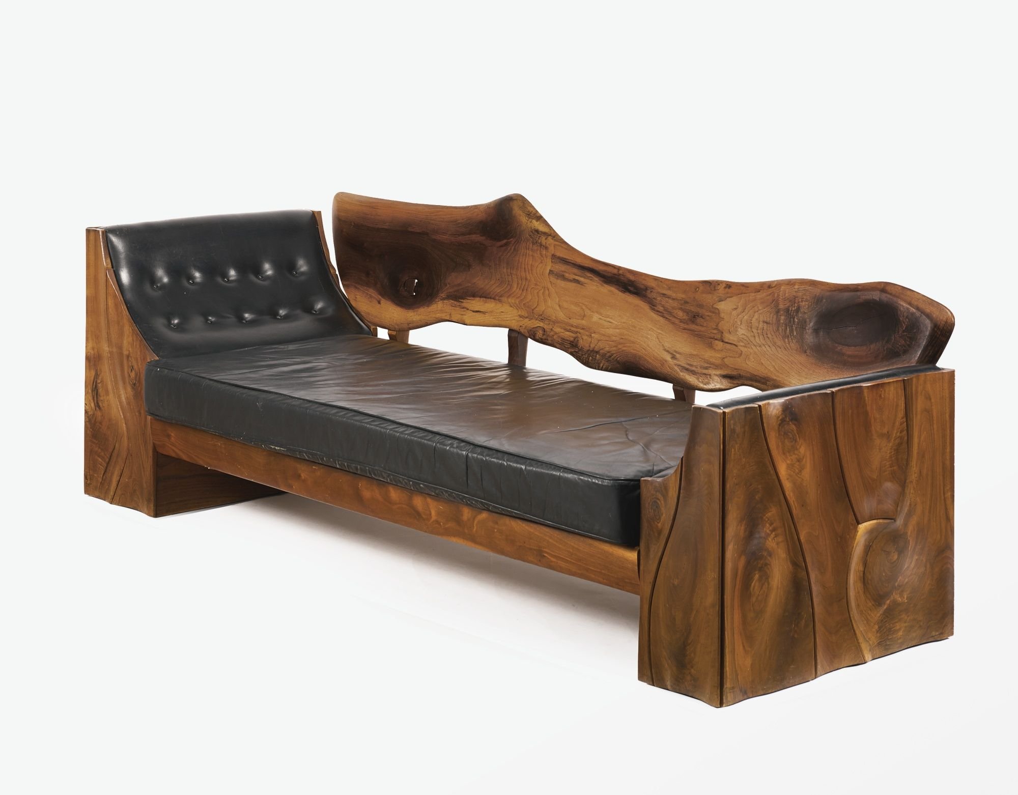 мебель для сидения преимущественно с деревянным каркасом