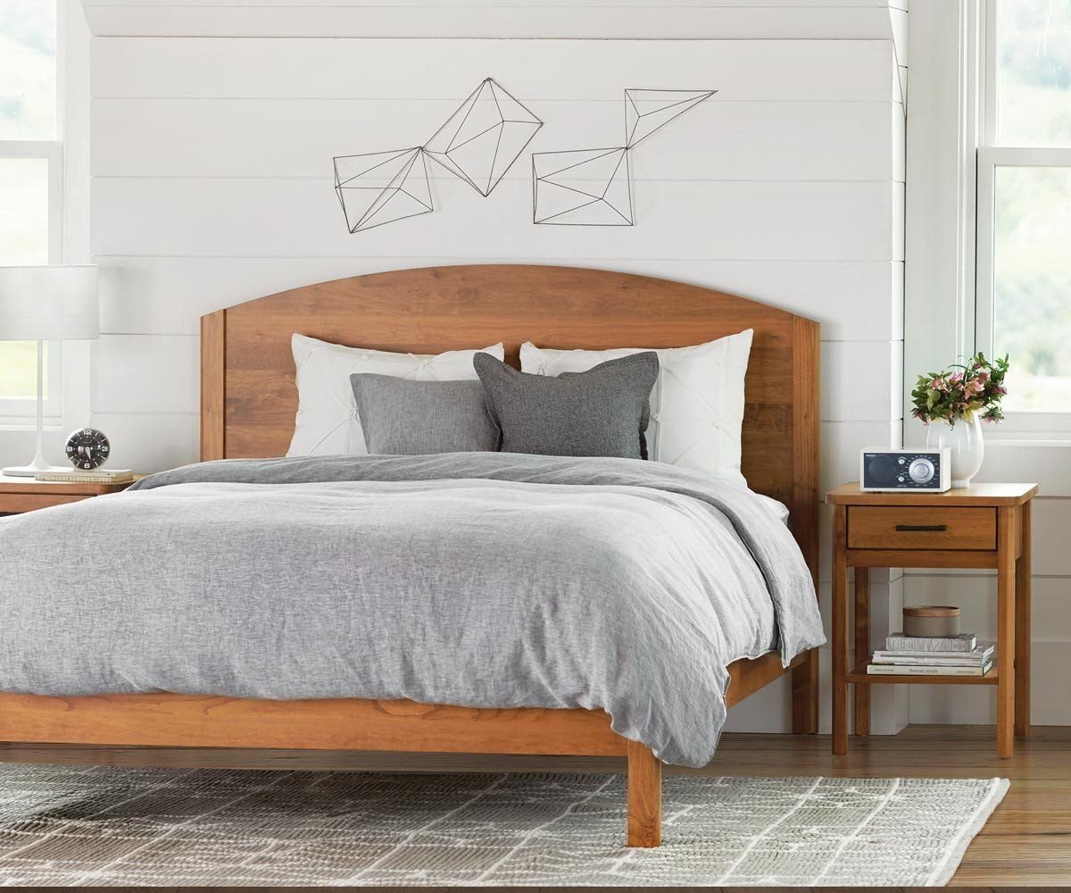 скандинавский стиль деревянная кровать
