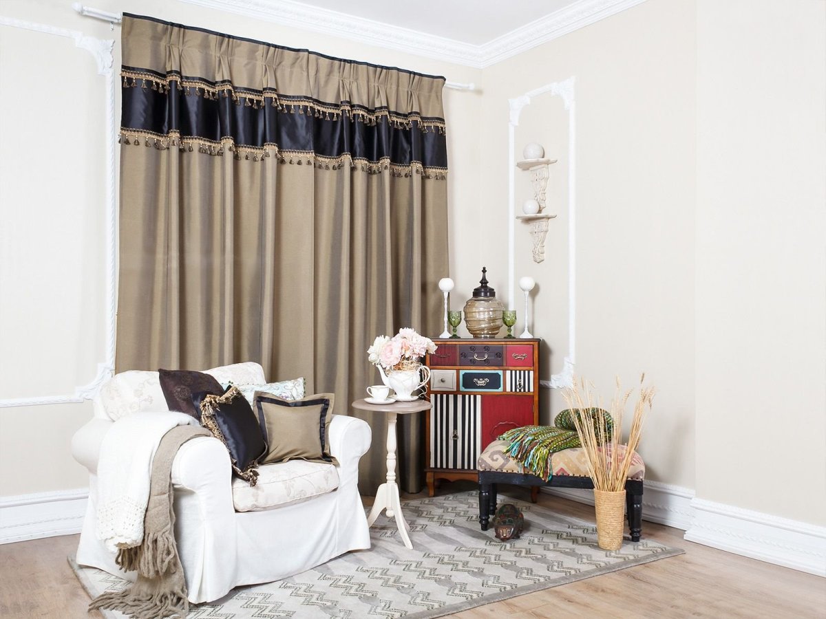 Двусторонние портьеры в интерьере