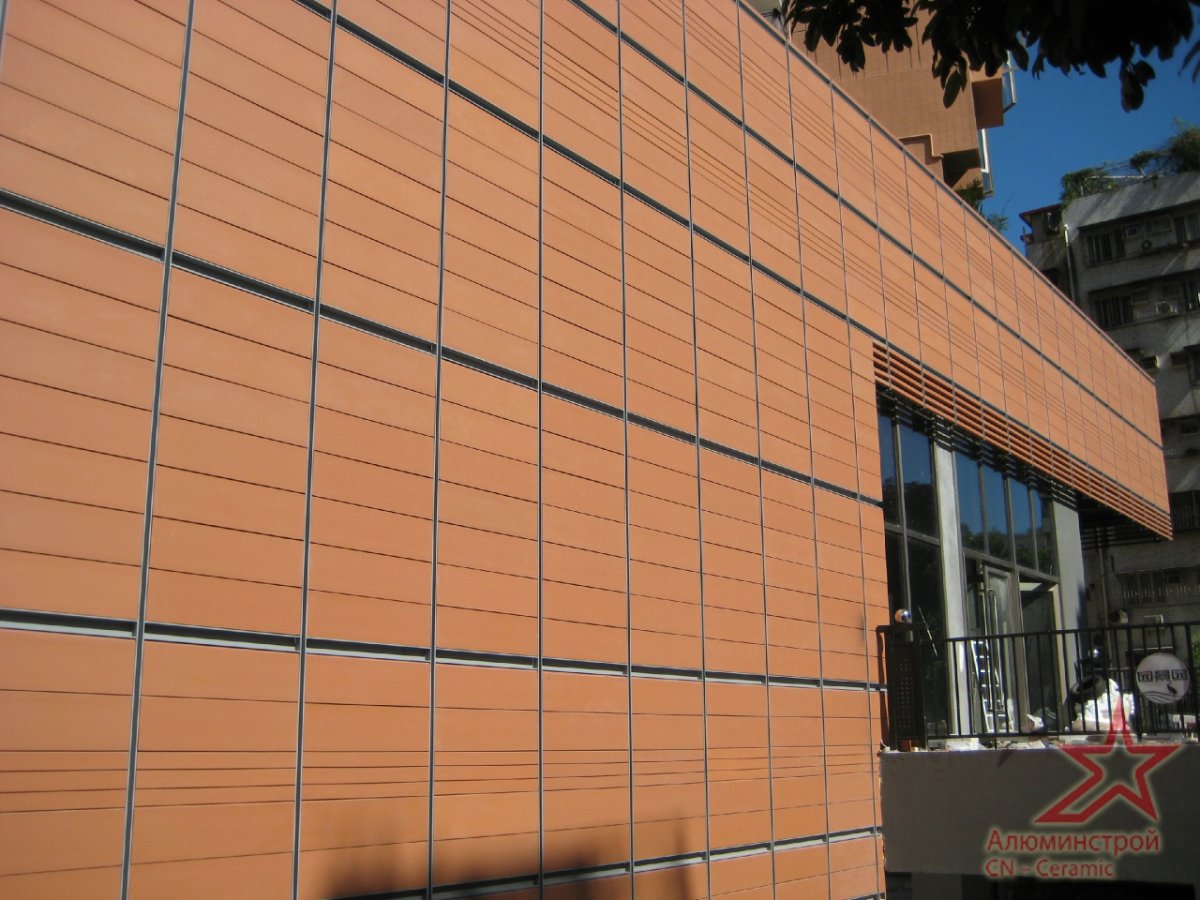 Пол из терракотовой плитки