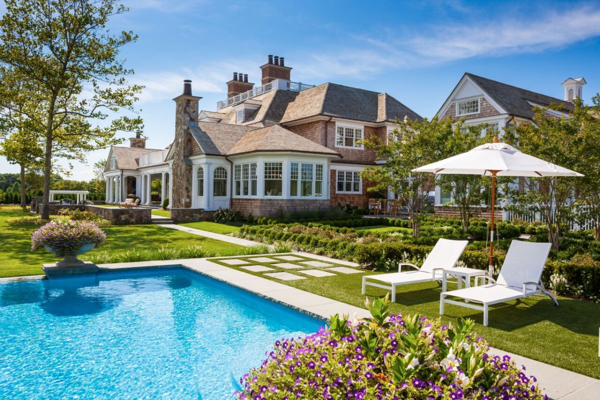 Самые красивые дома с садом