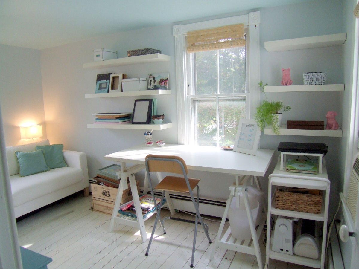 Столешница у окна в детской икеа