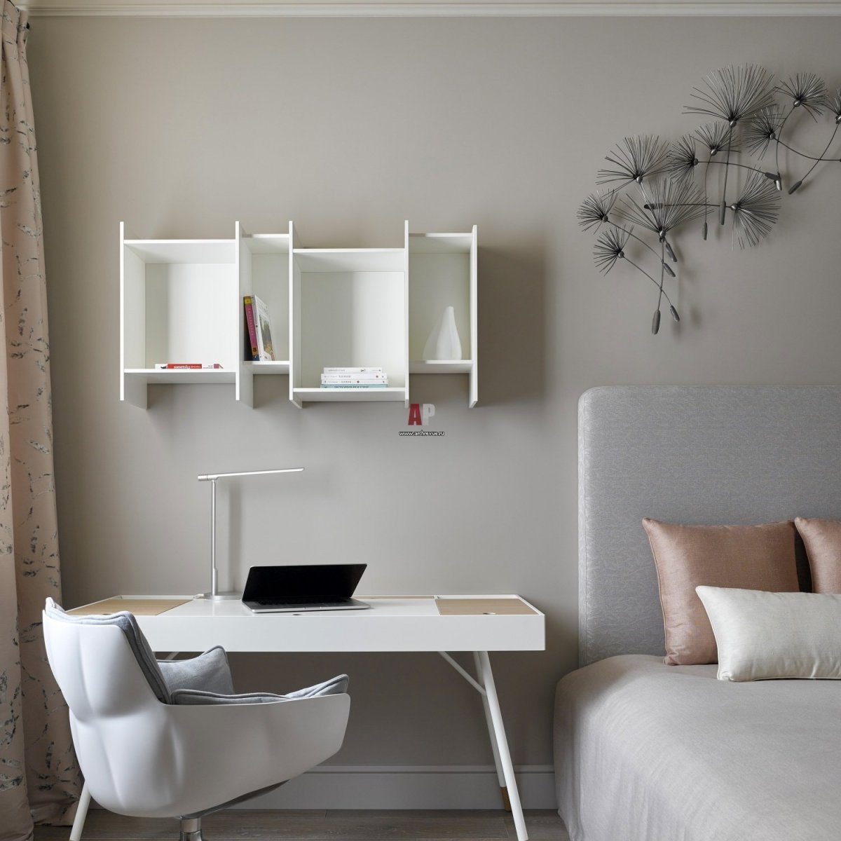 Маленькая детская для подростка