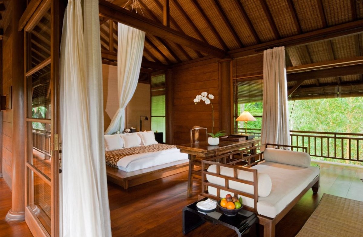 Гостиная в балийском стиле