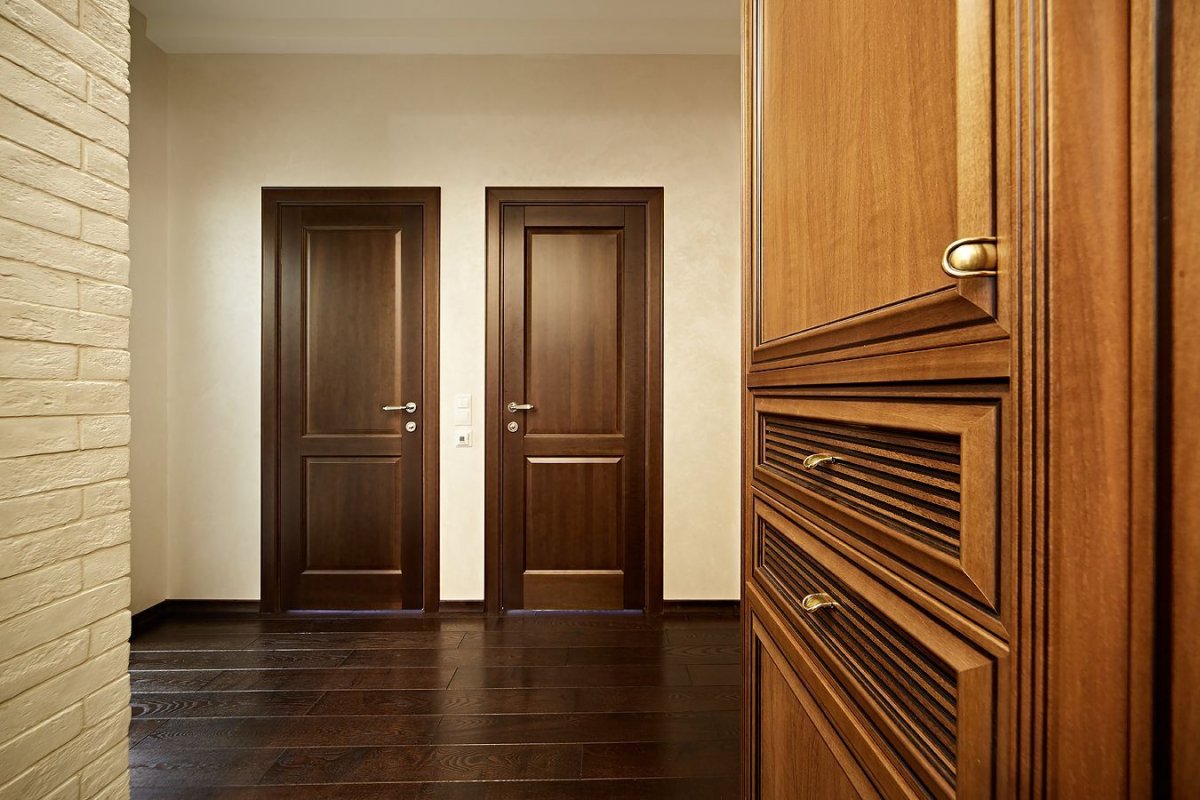 Оригинальные двери на квартиры
