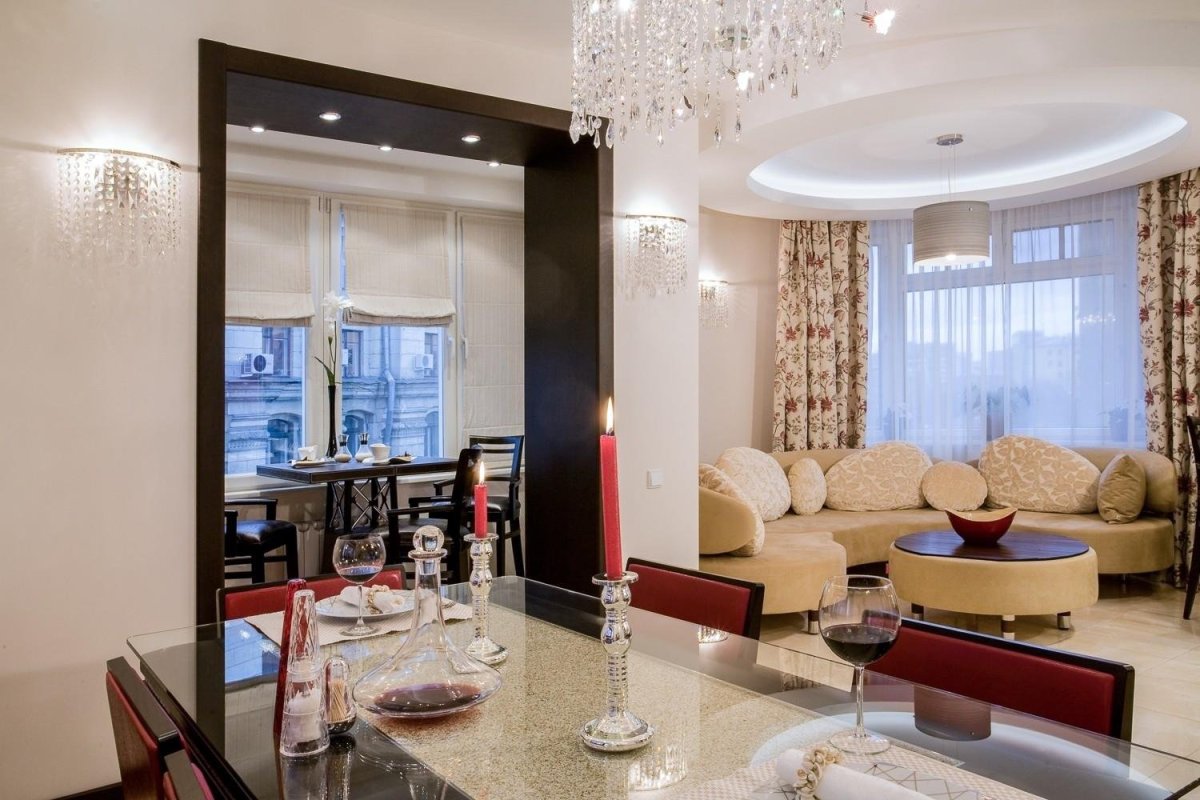 Квартира интерьер с колоннами в светлых тонах