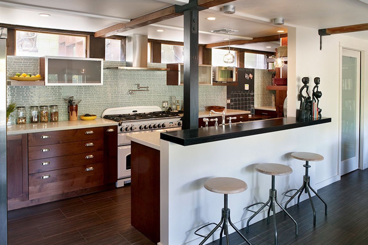 Барная стойка с минибаром