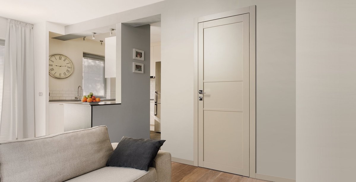 Серые двери в интерьере