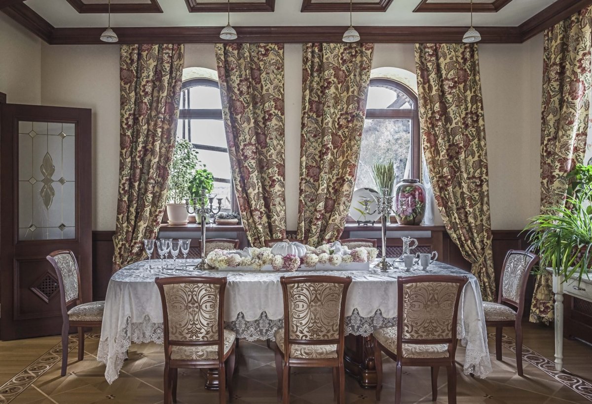 Мебель в купеческом стиле